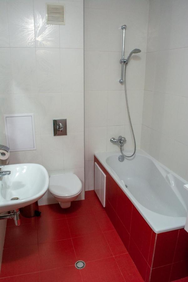 Central Apartment Mountain View Karlovo Esterno foto