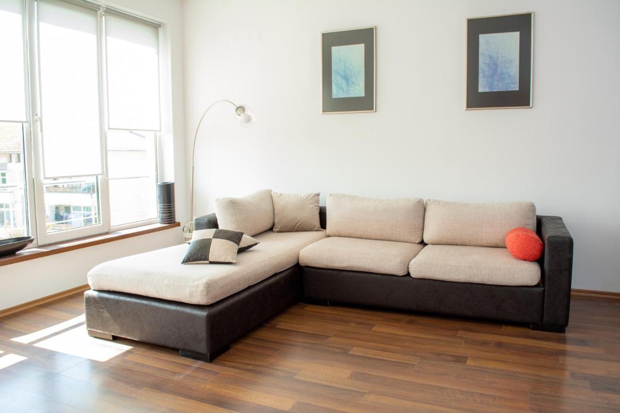 Central Apartment Mountain View Karlovo Esterno foto